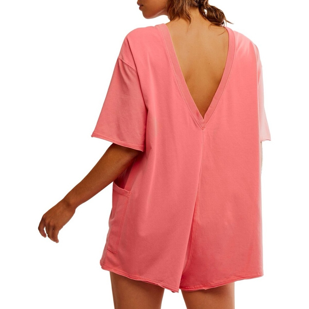 Free Poeple Hot Shot Tee Romper V-Neck Hibiscus 🌺